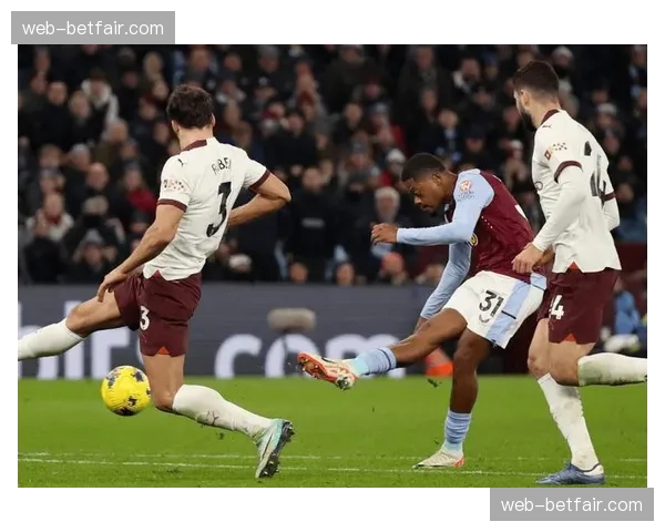 伯恩茅斯对阵莱斯特城，客队压迫致主队传球成功率骤降