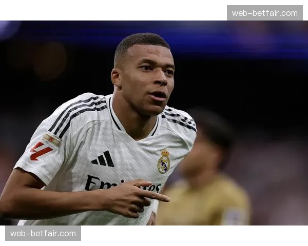 姆巴佩专访首谈未来：专注巴黎本赛季征程，去留问题赛季后讨论